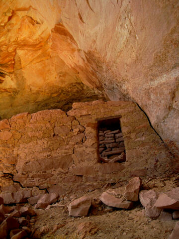 Cold Spring Cave Anasazi Ruins
