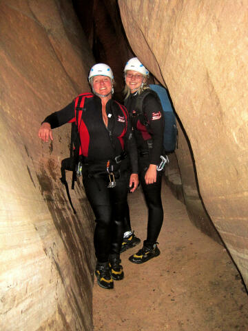 Hot babes in Keyhole Canyon - Zion NP